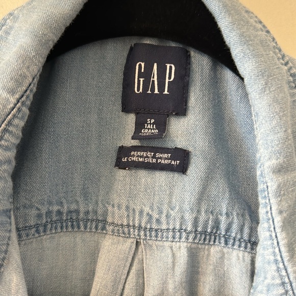 Chambray button up shirt - Picture 2 of 5